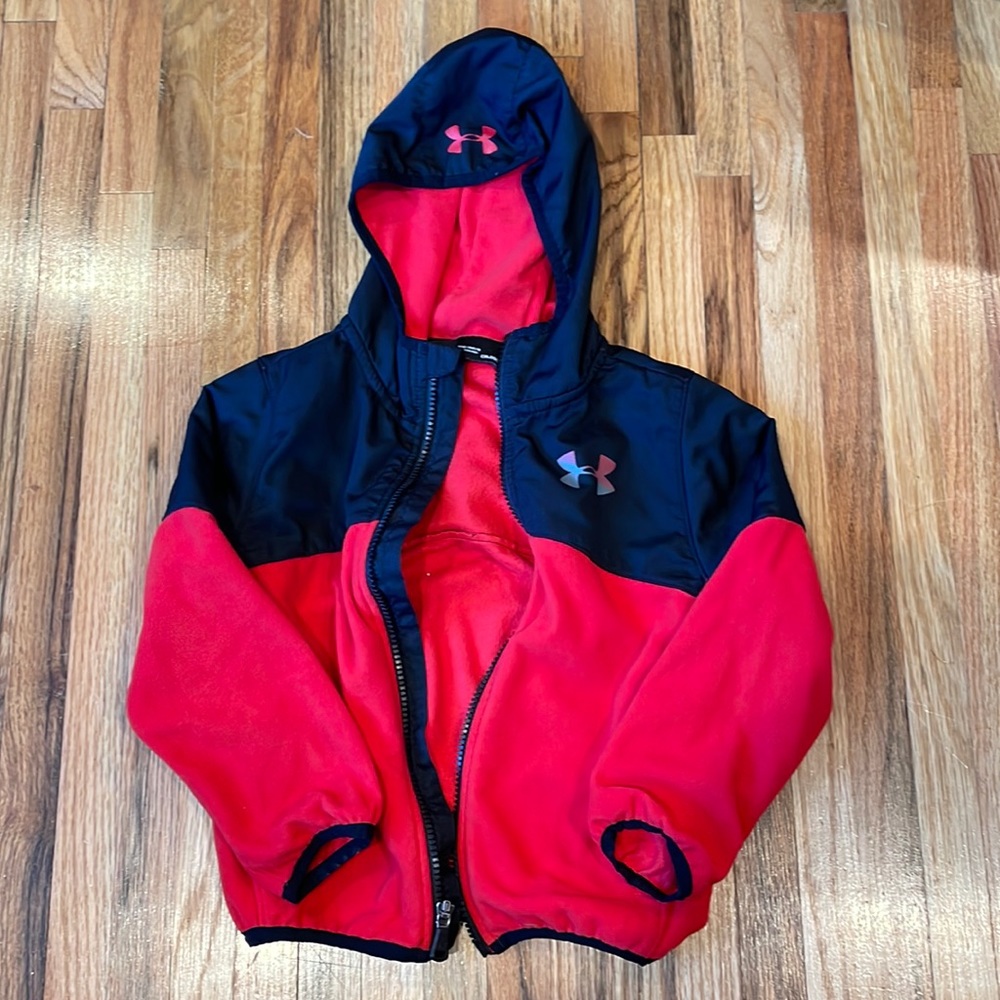 Boys Under Armour Zip up Fleece Size 5